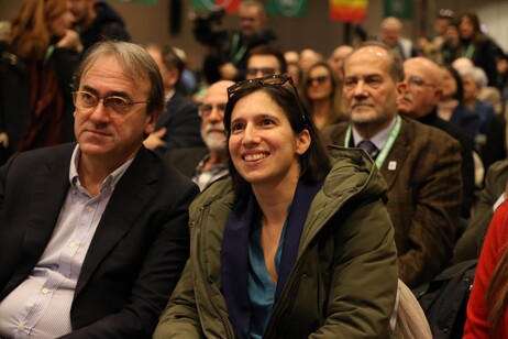 La segretaria del Pd Elly Schlein all'assemblea nazionale di Europa Verde