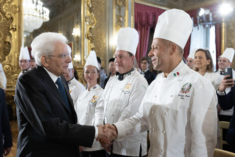 Quirinale: Mattarella riceve delegazione 'Chefs del Chefs' ROMA