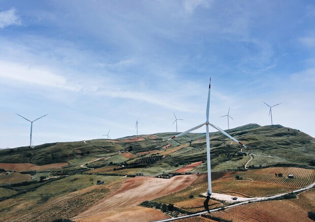 La centrale eolica di Alcamo in Sicilia (ANSA)